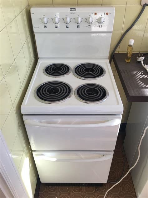 Cooker And Oven Creda Hallmark In E London Borough Of Redbridge F R