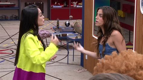 Larissa E Key Alves Discutem Ap S Forma O Do Primeiro Pared O Do Bbb