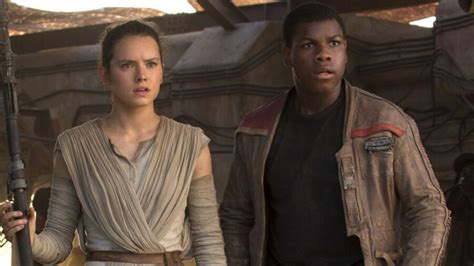 Star Wars Producers Thought Letting Finn Romance A White Woman Was Too ...