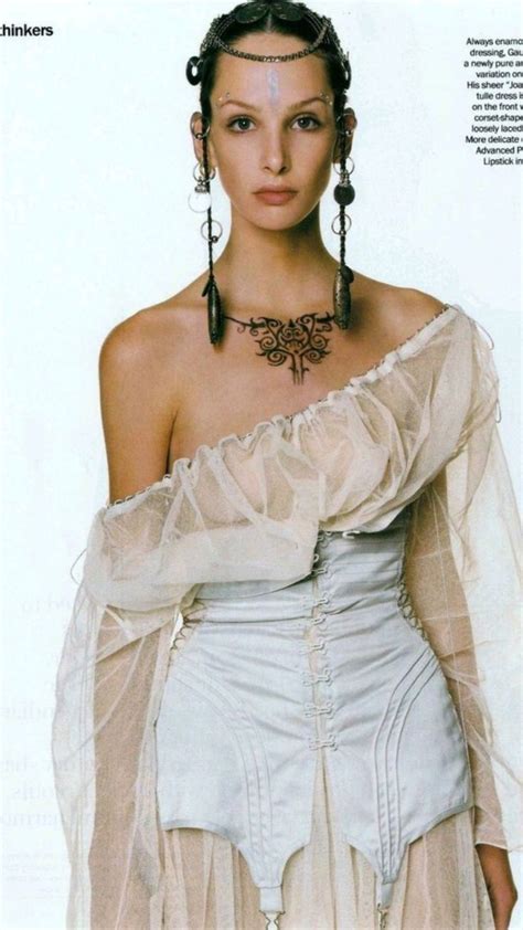 Pin by takaya vot eva on настроения такие | Timeless fashion, Designer ...
