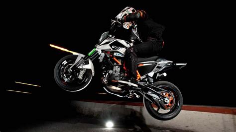 Stunt Bike Wallpapers - Wallpaper Cave