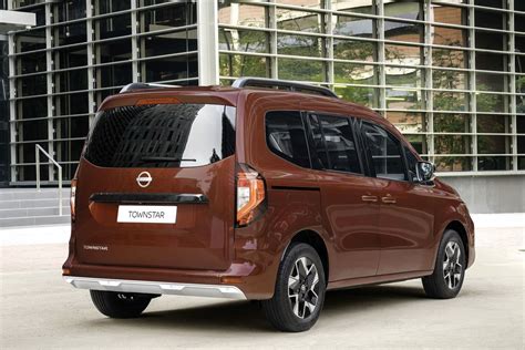 Nissan TOWNSTAR EV ADDIO E NV200 Elettronauti