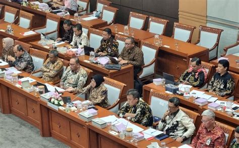 DPR Setujui Tambahan Anggaran Rp9 Triliun Untuk Kementerian Sosial Pada