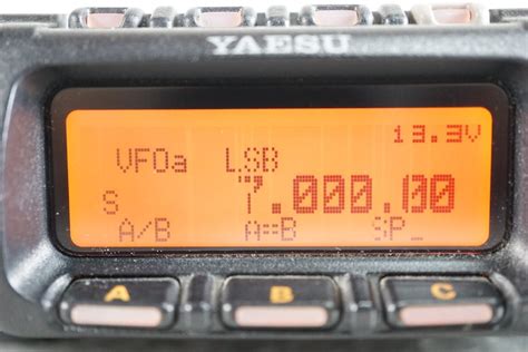 Qs G566880 Yaesu ヤエス Ft 857 Hfvhfuhf トランシーバー 無線機 取扱説明書付きモービル｜売買された