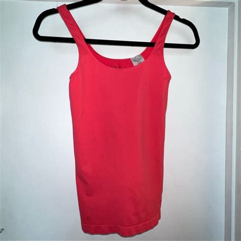 Talula Babaton Tops Aritzia Talula Babaton Tank Poshmark