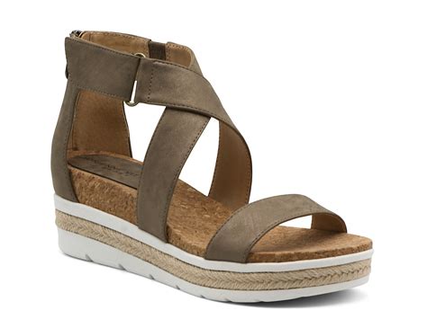 Adrienne Vittadini Capers Wedge Sandal Free Shipping DSW