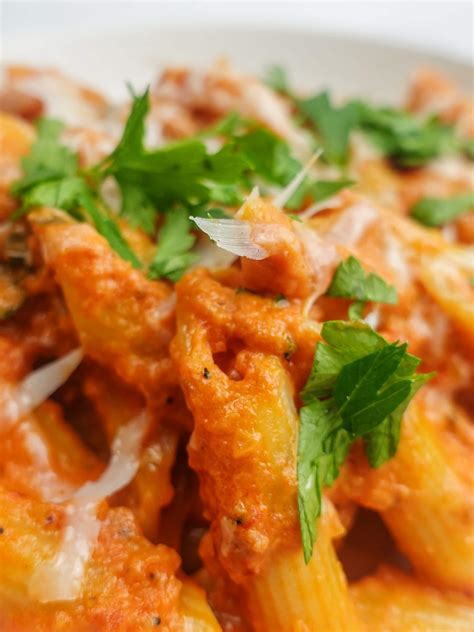 Creamy Penne Alla Vodka Recipe Recipe Binge