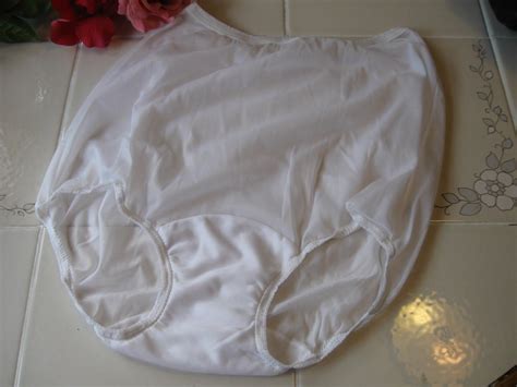 Sweet Vintage Designs Vintage Lingerie VINTAGE VANITY FAIR PANTIES GALORE