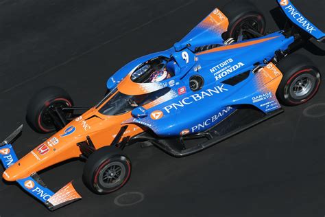 Indycar Scott Dixon Wins Pole For The Indy 500 With New Record