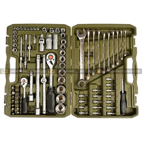 Набор инструмента 1/2, 1/4 82 предмета Дело Техники 620782
