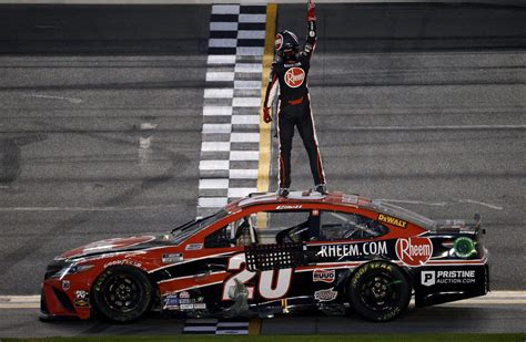 Christopher Bell Gets First Nascar Cup Win At The Daytona Road Course