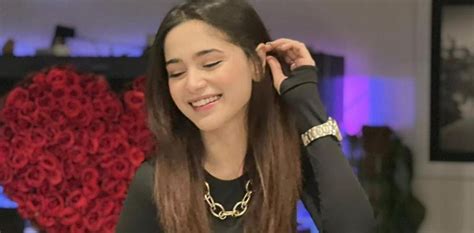 Aima Baig Announces Sharing Her Version Of Pyar Hua Tha