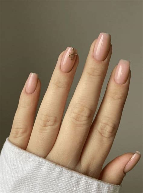 Los Dise Os De U As Color Nude La Tendencia Elegante Y Vers Til Que