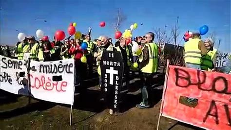 Gilets Jaunes Et Motards Convergent Noidans Les Vesoul Vid O