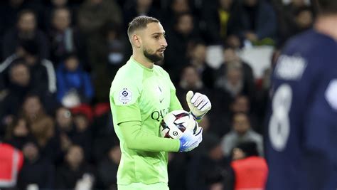 El Tremendo Error De Donnarumma Ante El M Naco Sus Compa Eros Del Psg