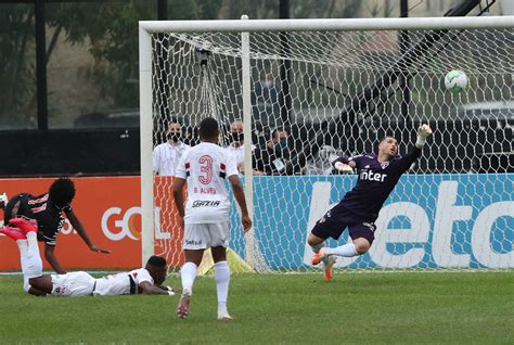 Volpi Elege Atua O Contra O Vasco A Melhor Do S O Paulo Ap S A