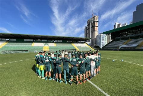 Chape Recebe O Tombense Na Arena Cond Em Jogo De Extrema Import Ncia