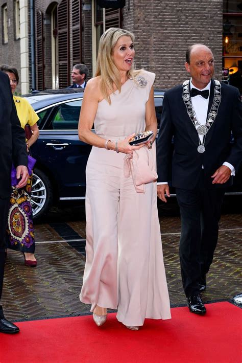 Queen Máxima Exudes Glamour In Waist Defining Dress And Sky High Heels Hello