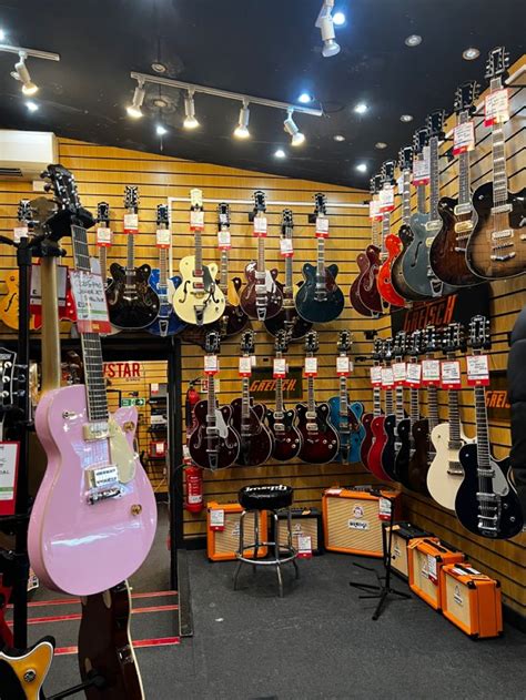 Guitar Store 🎸 In 2024 Guitar Store Guitar Types Of Guitar