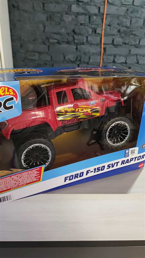 Велика машина на пульту Hot Wheels RC Red Ford F оригінал грн Машинки Ровно на Olx