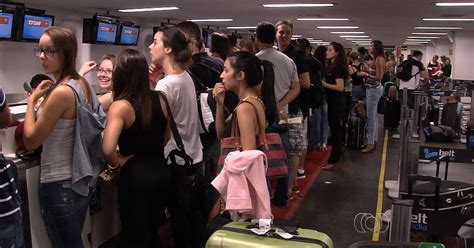 G1 Passageiros embarcam duas vezes mas voo de GO a SP não decola