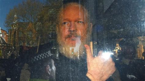 Assange se enfrenta a cinco años en Estados Unidos por conspiración