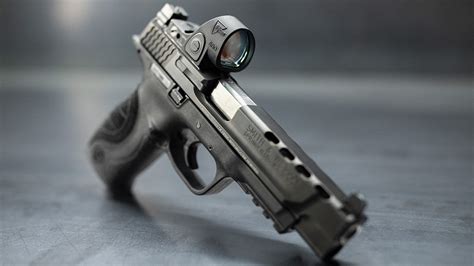 First Look The Trijicon Sro Is The Most Intuitive Red Dot Ever Created