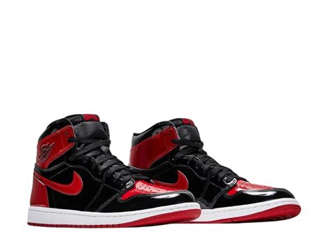 สนกเกอร Jordan 1 Retro High OG Patent Bred SASOM