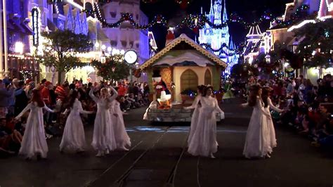 Full Mickeys Once Upon A Christmastime Parade At Disneys Magic