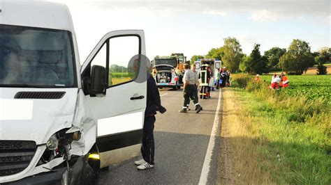 Fotos Verkehrsunfall J Hriger Motorradfahrer Schwer Verletzt