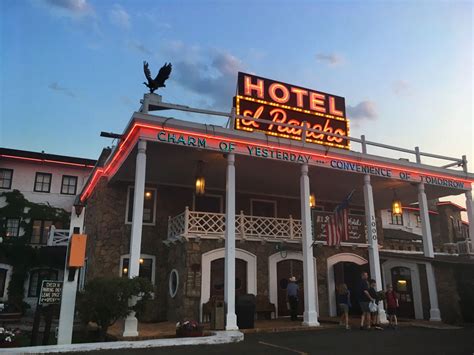 El Rancho Hotel in Gallup, N.M. - Grand Canyon National Park Trips