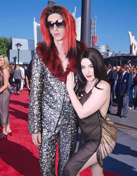 Embutido Despertar Aplicable Rose Mcgowan Marilyn Manson Red Carpet