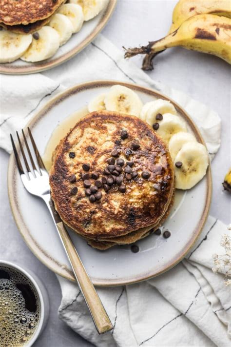 Mint Banana Chocolate Chip Pancakes {gf Low Cal} Skinny Fitalicious®