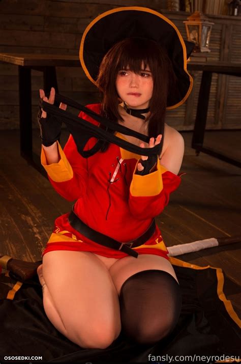 Модель Neyrodesu neyrodesu в косплее Megumin из Konosuba 12 слитых