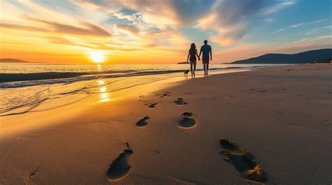 Free Beachside Couple Stroll Image | Download at StockCake