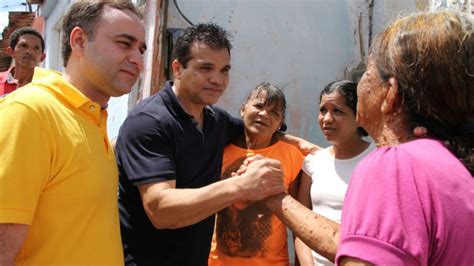 Ricardo Nezinho mobiliza caravana em caminhada no bairro Brasília