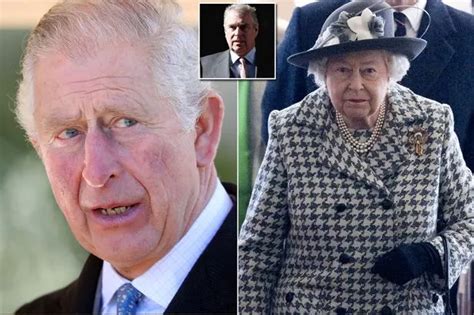 Jeffrey Epstein Raid Video Shows Photos Of Naked Girls And Ghislaine Maxwell Irish Mirror Online