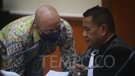 Respons Kejagung Soal Tim Jaksa Sidang Teddy Minahasa Yang