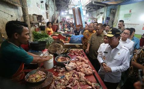 Pj Gubernur Minta Warga Sumut Berbelanja Dengan Bijak Jelang Lebaran