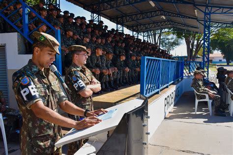 Soldados do 9º BPE recebem Instrução de Guarda ao Quartel