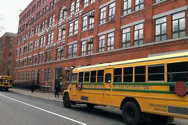 Life In Israel Marisa Papen Walks Nude Through Williamsburg