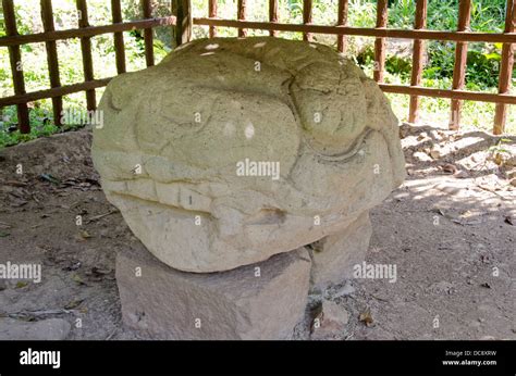 Las Ruinas Mayas De Guatemala El Parque Arqueol Gico De Quirigu