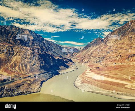 Confluence Of Indus And Zanskar Rivers India Stock Photo Alamy