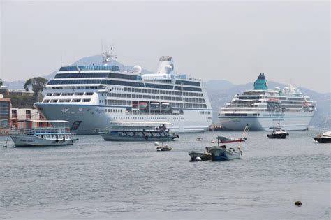 La Bah A De Acapulco Luce Imponente Con El Arribo De Los Cruceros Mv