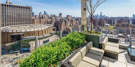 The TOP Rooftop Bars in Midtown 2025 My Insider Tips & Map