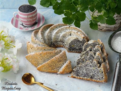 Babka piegusek na białkach