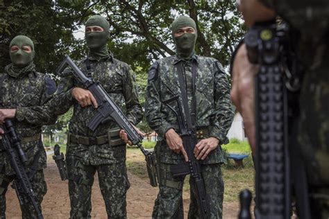 Capadocianas Marcola E Outros Integrantes Do Pcc S O Transferidos