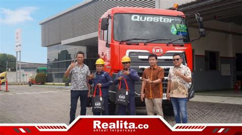 Peduli Keselamatan UD Trucks Indonesia Beri Apresiasi 1000 Pengemudi