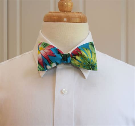 Mens Bow Tie Hawaiian Print Bow Tie Turquoisegreenpinkred Floral