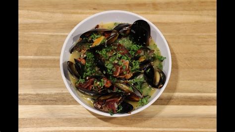 Beer Steamed Mussels A Pier 33 Gourmet Recipe Youtube